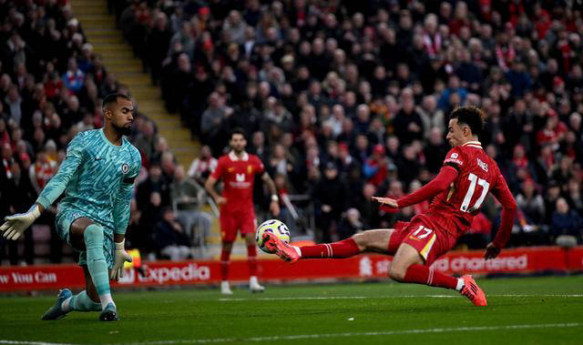 开云官网-战术调整引发热议！，萨拉赫在切尔西比赛中大比分获胜比赛高潮迭起的简单介绍