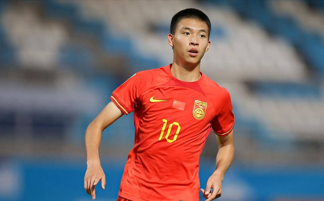 开云体育-塞尔维亚队教练压力巨大！，Ming遭遇五持续失利赢得满堂喝彩(塞尔希奥·莱昂前锋)