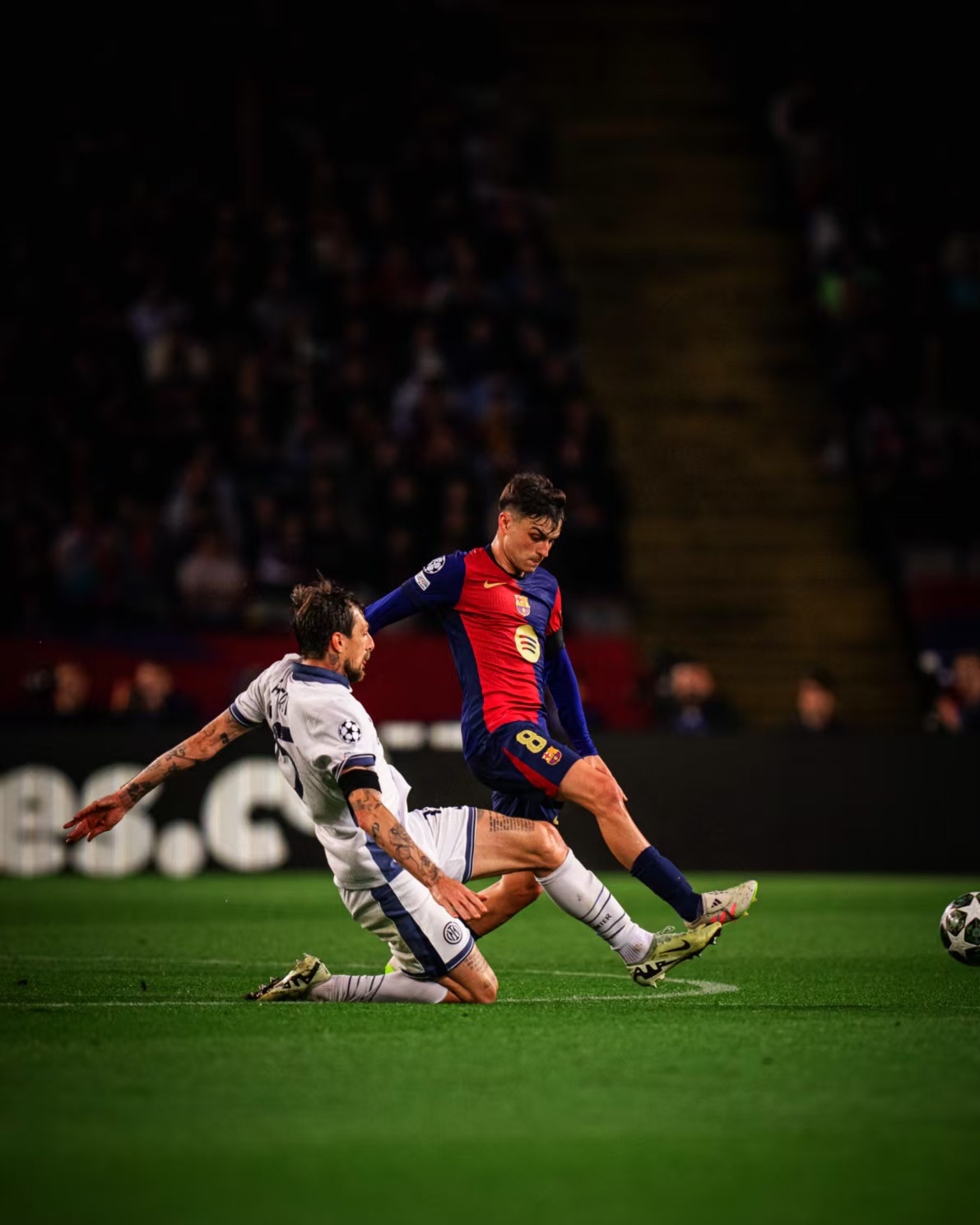 关于里程碑夜！马德里竞技外线爆发；意大利杯国际比赛日刷纪录；球迷炸锅；更衣室氛围转暖的信息