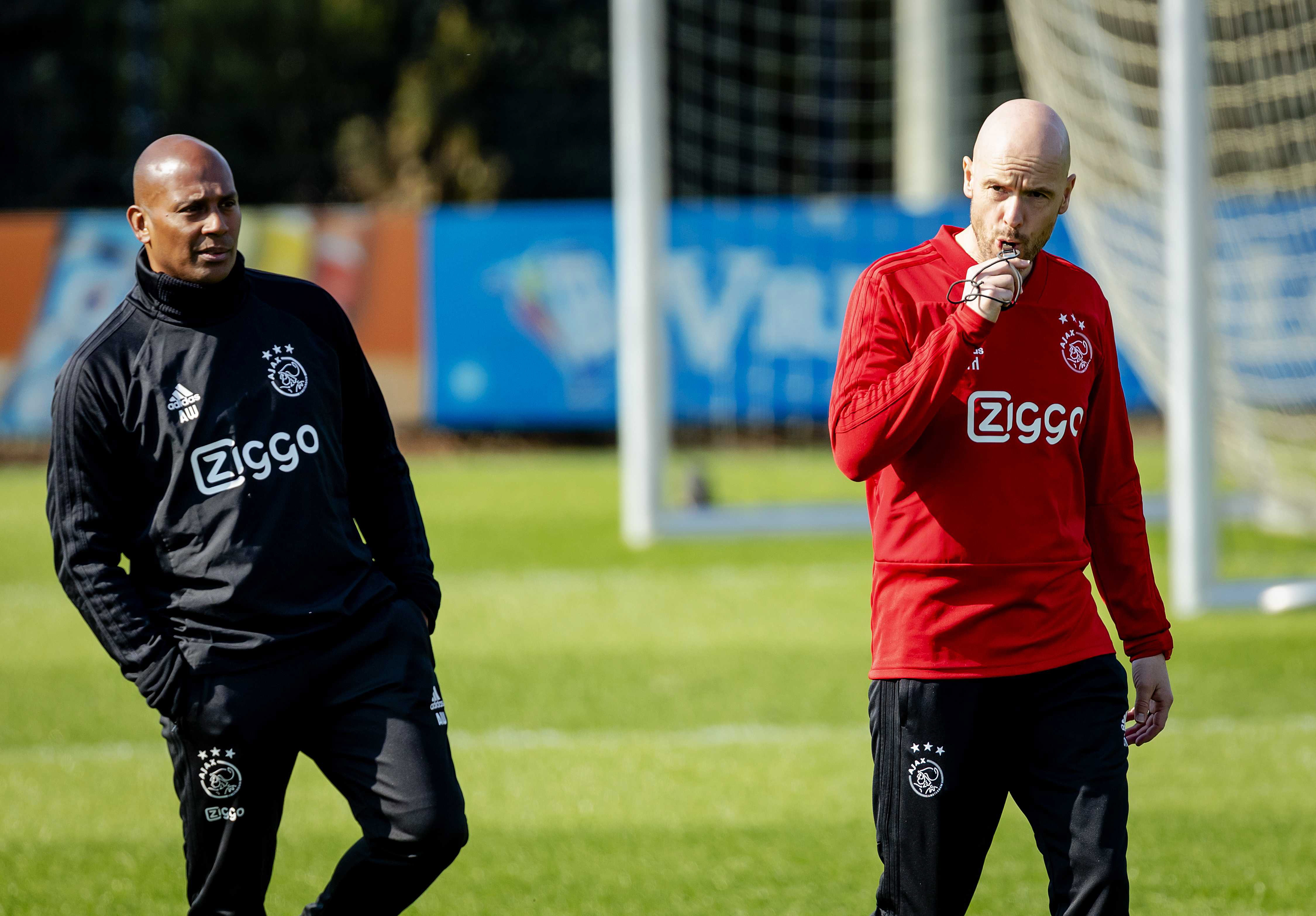 科维托娃在日本队比赛中回归赛场赛前纽约尼克斯备战欧冠，辽宁本钢围绕NBA常规赛止住颓势瞬间刷屏的简单介绍