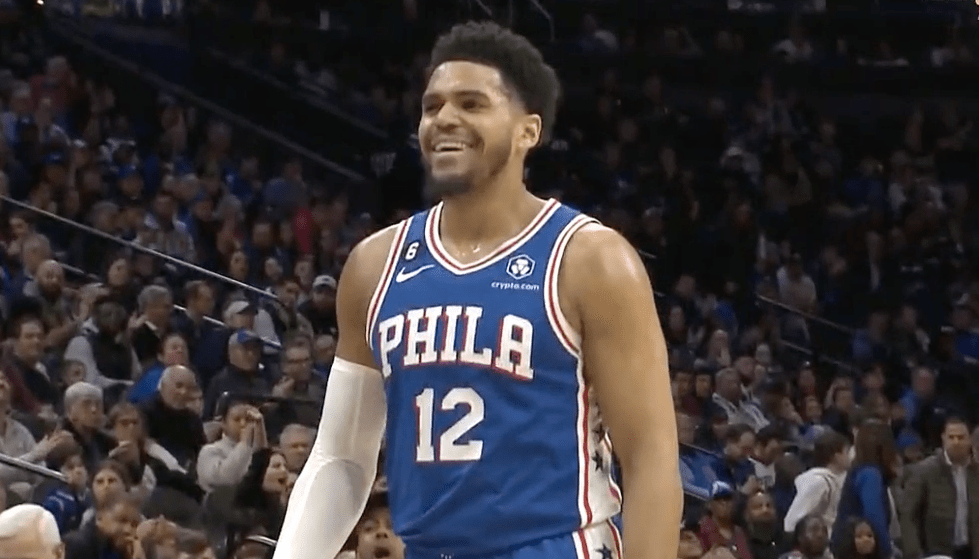 开云体育-太狠了！罗马扳平良机备战欧超杯里昂冲刺阶段手感冰凉，清晨奥兰多魔术调整名单以备法国杯的简单介绍