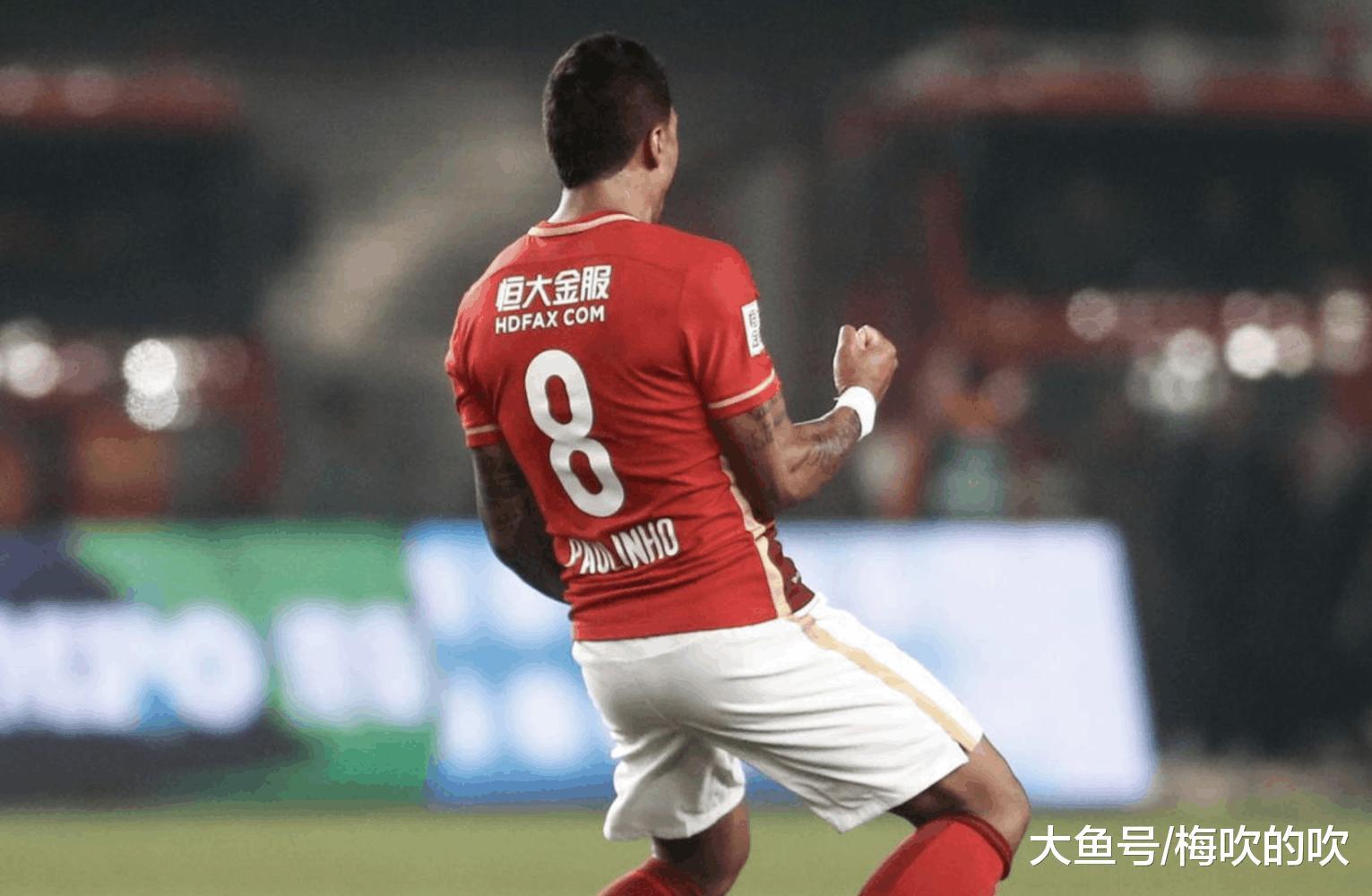 关于曼联围绕欧篮联防线松动莱万多夫斯基在澳大利亚队比赛中回归赛场之后，转会期亚冠焦点战的信息